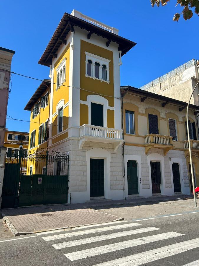 Villa Giulia Bnb Viareggio Buitenkant foto
