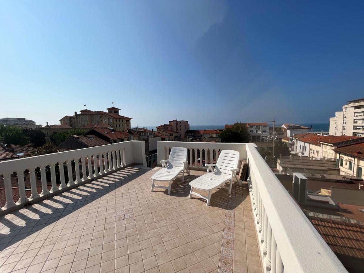 Villa Giulia Bnb Viareggio Buitenkant foto